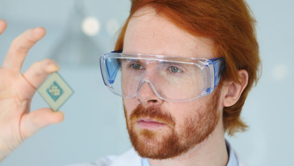 When Should Safety Glasses Be Worn: Essential Guidelines