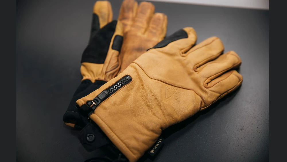 How to Clean Leather Work Gloves: Expert Tips & Tricks